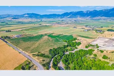 6150 S 1800 W, Hyrum, UT 84319 - Photo 16