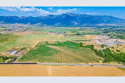 6150 S 1800 W, Hyrum, UT 84319 - Photo 18