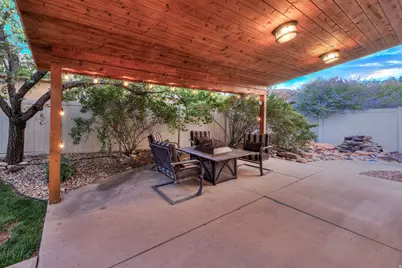 517 Kiva Dr, Moab, UT 84532 - Photo 8