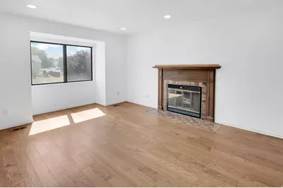 236 N 500 W, Clearfield, UT 84015 - Photo 2