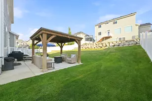 2690 E White Birch Dr, Eagle Mountain, UT 84005 - Photo 36