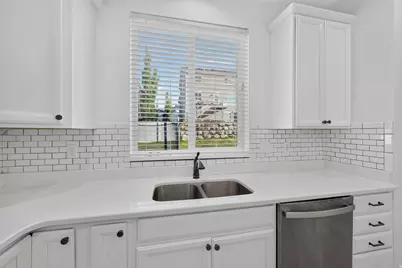 2690 E White Birch Dr, Eagle Mountain, UT 84005 - Photo 16