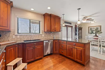 487 N 30 W, American Fork, UT 84003 - Photo 10