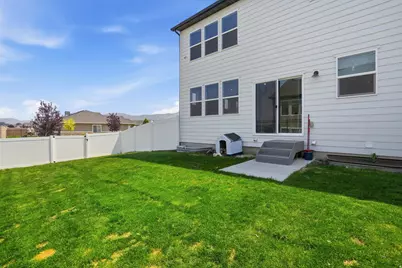 3697 N Eagle Meadow Dr, Eagle Mountain, UT 84005 - Photo 24