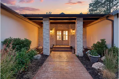 2651 E Hiawatha Cir, Salt Lake City, UT 84108 - Photo 4