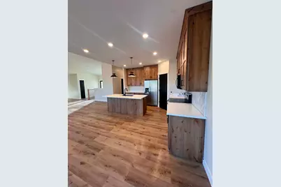 1239 S Hancock Cir, Price, UT 84501 - Photo 10