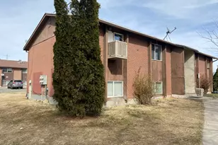 2517 S Lake Crest Dr, West Valley, UT 84119 - Photo 2