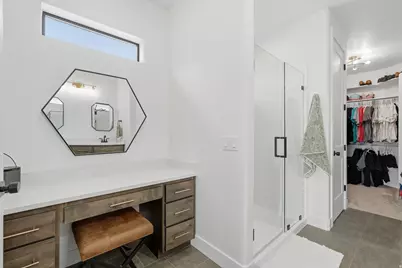 945 S 1700 W, Layton, UT 84041 - Photo 18