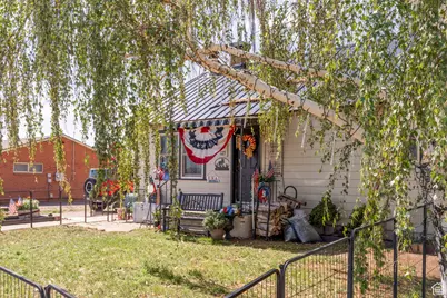 125 W 1500 S, Vernal, UT 84078 - Photo 2