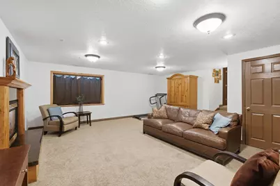 934 E 100 N, Pleasant Grove, UT 84062 - Photo 96
