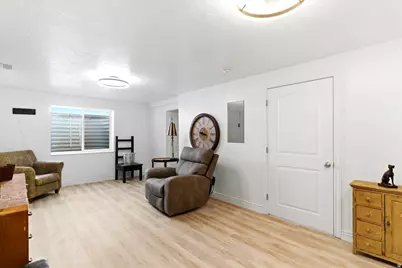 589 Quinn Ct, Ogden, UT 84404 - Photo 24