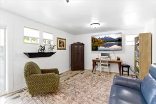 589 Quinn Ct, Ogden, UT 84404 - Photo 6