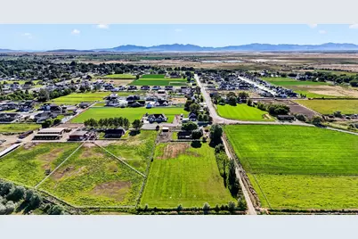 3800 W 2800 N, Plain City, UT 84404 - Photo 32