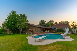 2518 W Carson Ln S, West Jordan, UT 84084 - Photo 28