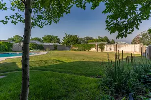 2518 W Carson Ln S, West Jordan, UT 84084 - Photo 36
