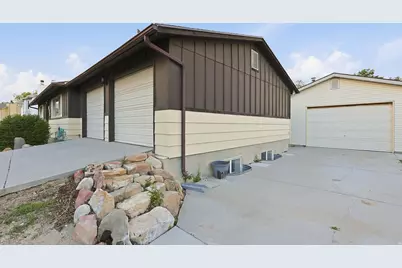 822 Pinewood Cir E, Price, UT 84501 - Photo 42
