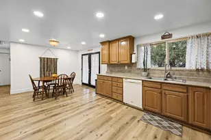 822 Pinewood Cir E, Price, UT 84501 - Photo 10