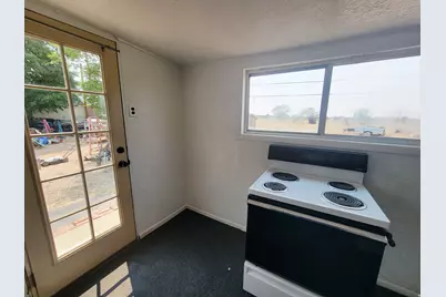 136 Geneva Dr, East Carbon, UT 84520 - Photo 12