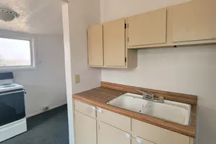 136 Geneva Dr, East Carbon, UT 84520 - Photo 10