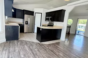 415 W 200 N, Hyrum, UT 84319 - Photo 6