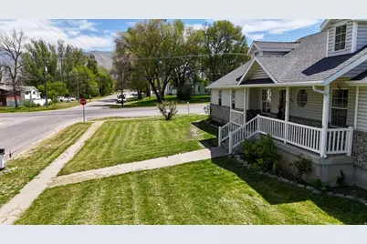 415 W 200 N, Hyrum, UT 84319 - Photo 2