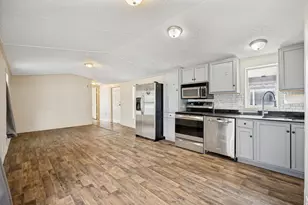 7116 W Bendixon Dr S, West Valley, UT 84128 - Photo 6