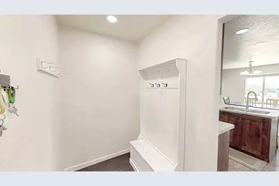 84 S 1030 E, Santaquin, UT 84655 - Photo 16
