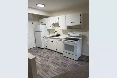 2055 E 3335 S #19, Salt Lake City, UT 84109 - Photo 2