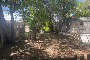 2055 E 3335 S, Salt Lake City, UT 84109 - Photo 12