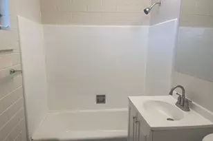 2055 E 3335 S, Salt Lake City, UT 84109 - Photo 8