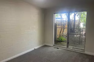 2055 E 3335 S, Salt Lake City, UT 84109 - Photo 6