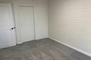 2055 E 3335 S, Salt Lake City, UT 84109 - Photo 8