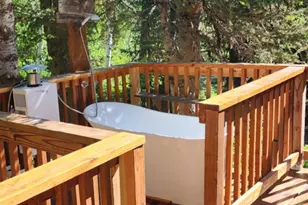 10744 E Jedidiah Smith Dr, Huntsville, UT 84317 - Photo 8