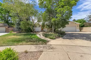 1700 E Calann Dr, Cottonwood Heights, UT 84121 - Photo 12