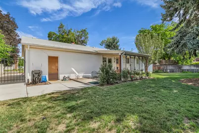 1700 E Calann Dr, Cottonwood Heights, UT 84121 - Photo 32