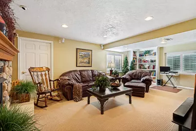 1911 W Grassy Knoll Ct, Riverton, UT 84065 - Photo 44