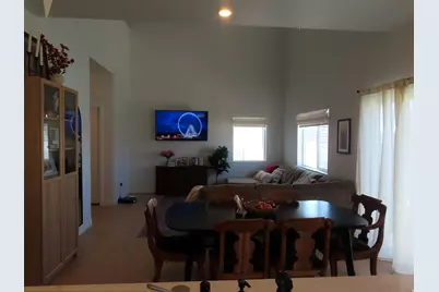 63 E Portico Ln N, Saratoga Springs, UT 84045 - Photo 12