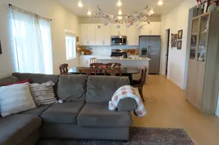 63 E Portico Ln N, Saratoga Springs, UT 84045 - Photo 8