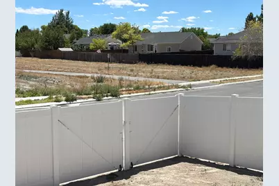 3905 N Chapman Dr, Eagle Mountain, UT 84005 - Photo 14