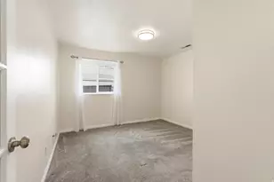 621 Willow Bend Dr W, Centerville, UT 84014 - Photo 44