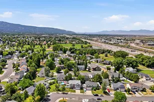 621 Willow Bend Dr W, Centerville, UT 84014 - Photo 10