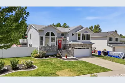 621 Willow Bend Dr W, Centerville, UT 84014 - Photo 4