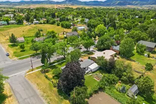 497 E Main St, Hyrum, UT 84319 - Photo 42