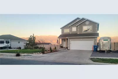 4028 S Sunrise Dr, Saratoga Springs, UT 84045 - Photo 1