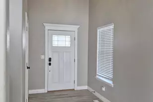 4028 S Sunrise Dr, Saratoga Springs, UT 84045 - Photo 2