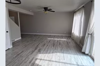 4028 S Sunrise Dr, Saratoga Springs, UT 84045 - Photo 4