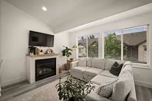 204 W Lyman Ln, Bountiful, UT 84010 - Photo 4