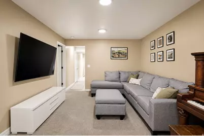 204 W Lyman Ln, Bountiful, UT 84010 - Photo 18