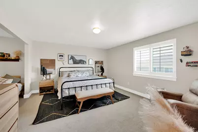 10651 S Poppy Meadow Ln, South Jordan, UT 84009 - Photo 16
