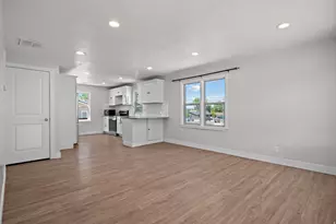 895 W 400 N, Orem, UT 84057 - Photo 6